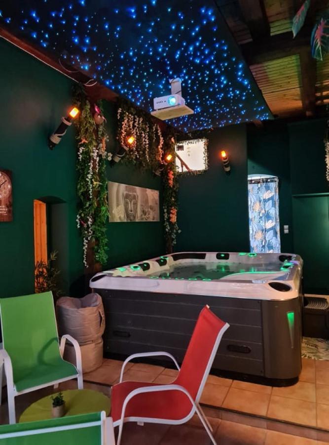 Villa Maelio Jacuzzi Sauna Et Salle De Jeux - Privatif Saint-Maurice  エクステリア 写真